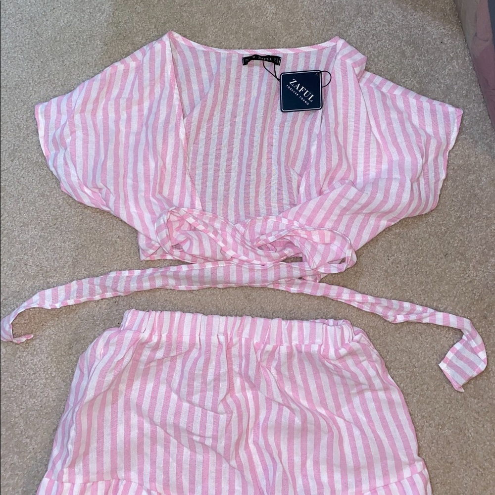 Pink striped 2 piece short set!